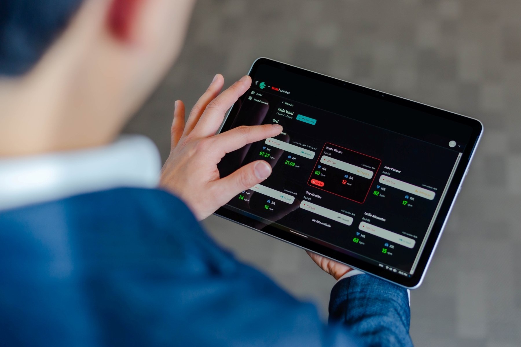 340_TrueBusiness-x-SymptomTrace_5G-Patient-Digital-Twin_6