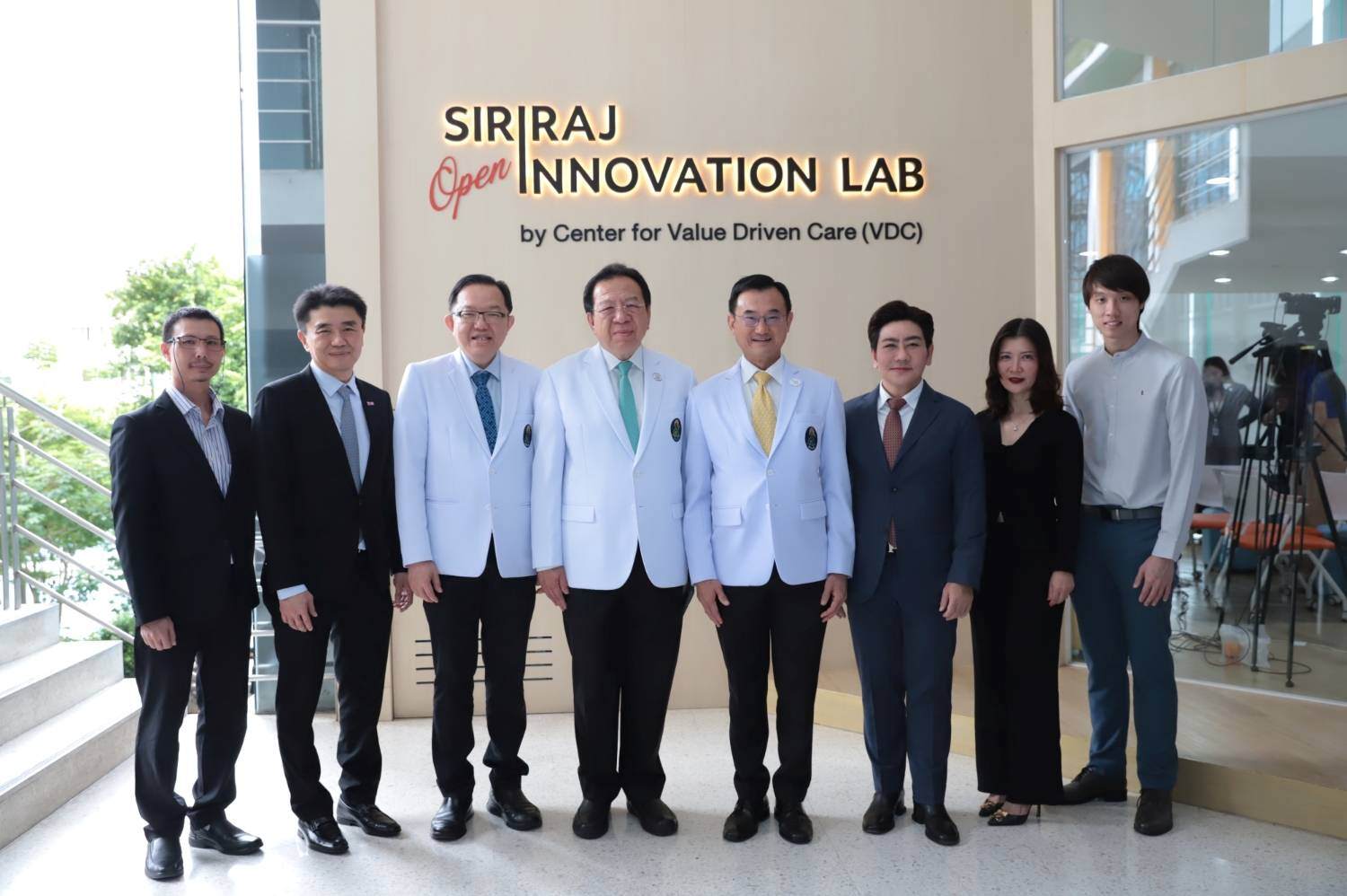 Siriraj - Mahidol Engineering Faculty Launches Successful "Intelligent Drug Inventory and Transportation Management System" within Hospital