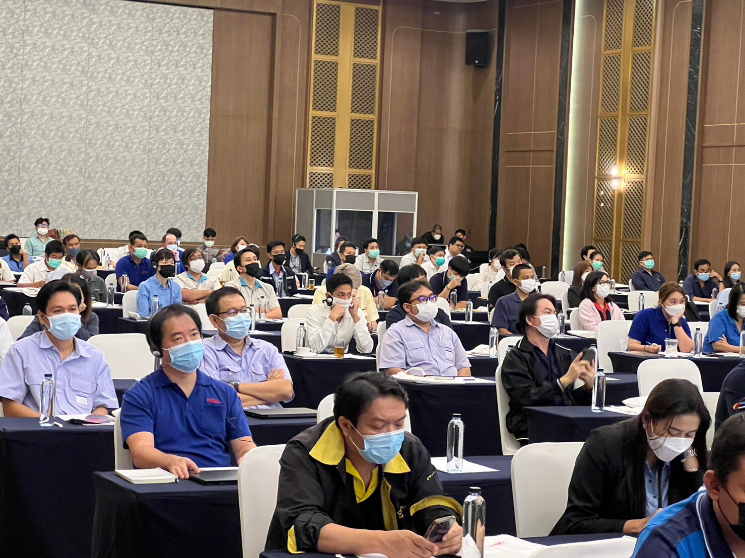 Atmosphere during the seminar on the topic of Rojana Infrastructure for Industry 4.0