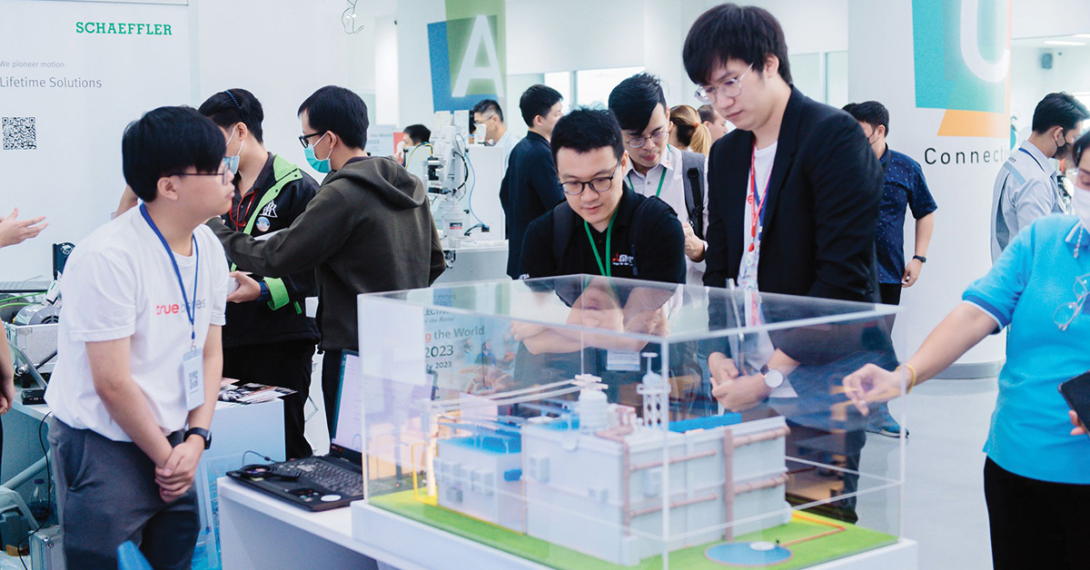 TrueBusiness Joins Mitsubishi Electric Factory Automation (Thailand) Company for Automating the World Day 2023 Event